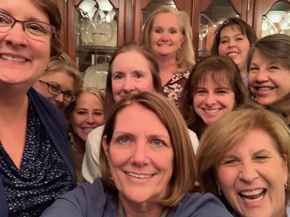 Group of nine Beta Mu alumnae squeeze in for a selfie during Night to Reunite 2019.